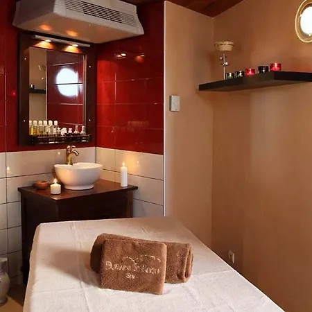Hotel Domaine Saint-roch 3*
